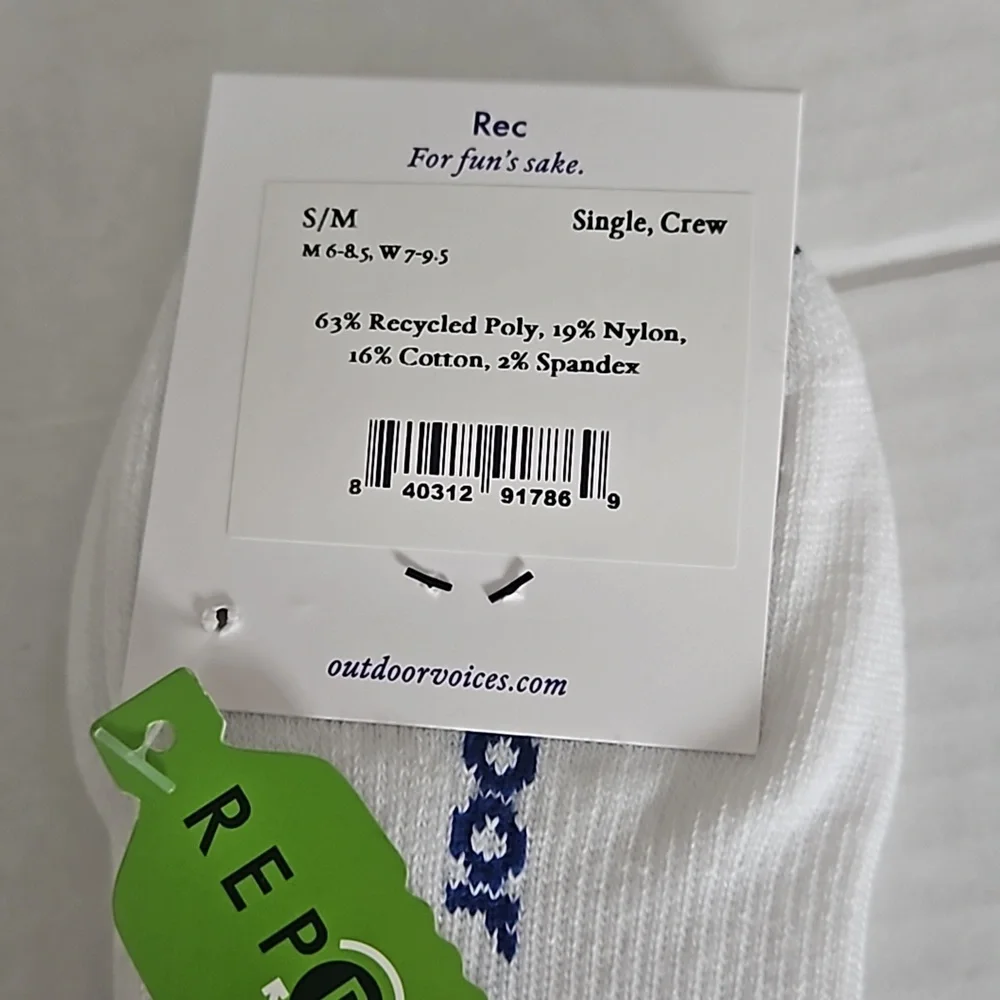 Outdoor Voices Graphic Crew Socks, S/M, classic crew, NWT,White